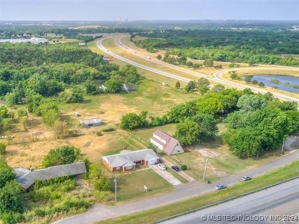 4704 E 76th Street North, Sperry, OK 74073