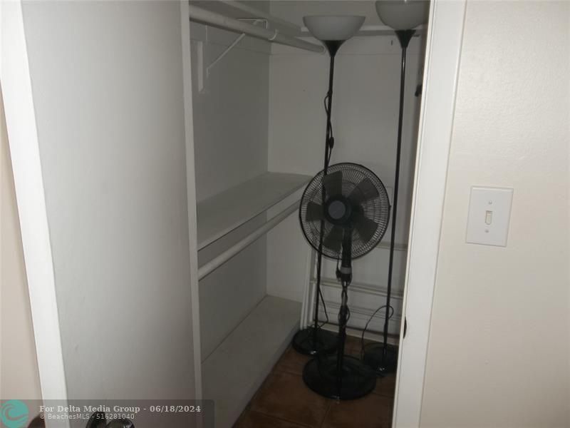 1893 S Ocean Drive, Unit 302, Hallandale Beach, FL 33009 Photo