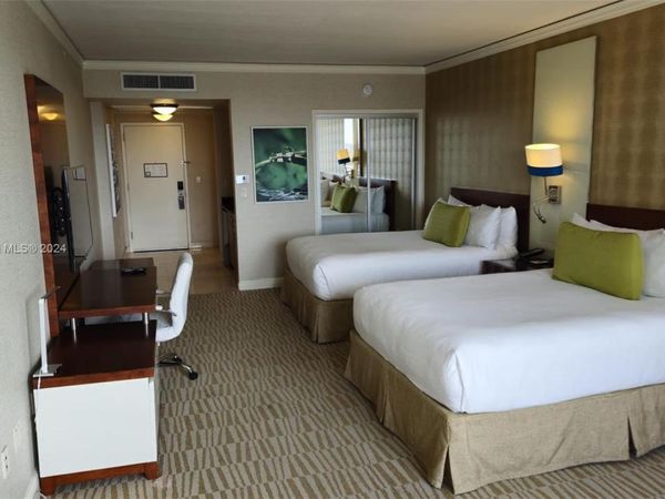 18001 Collins Ave, Unit 601, Sunny Isles Beach, FL 33160