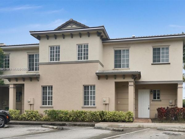 1945 Marsh Harbor Dr, Unit 1945, Riviera Beach, FL 33404