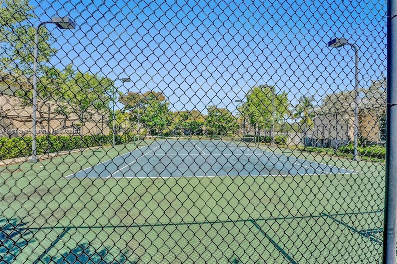 1945 Marsh Harbor Dr, Unit 1945, Riviera Beach, FL 33404 Photo