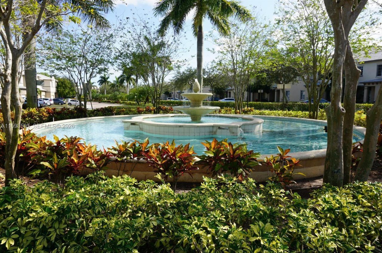 1945 Marsh Harbor Dr, Unit 1945, Riviera Beach, FL 33404 Photo