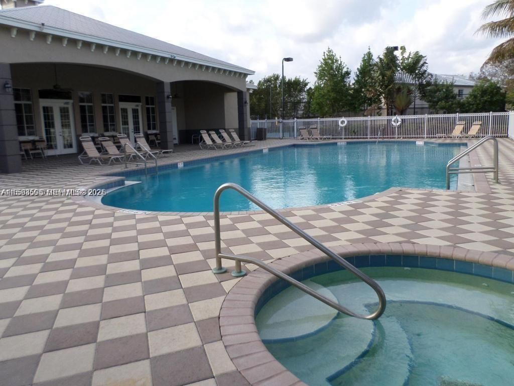 1945 Marsh Harbor Dr, Unit 1945, Riviera Beach, FL 33404 Photo