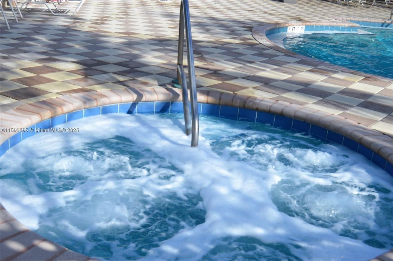 1945 Marsh Harbor Dr, Unit 1945, Riviera Beach, FL 33404 Photo