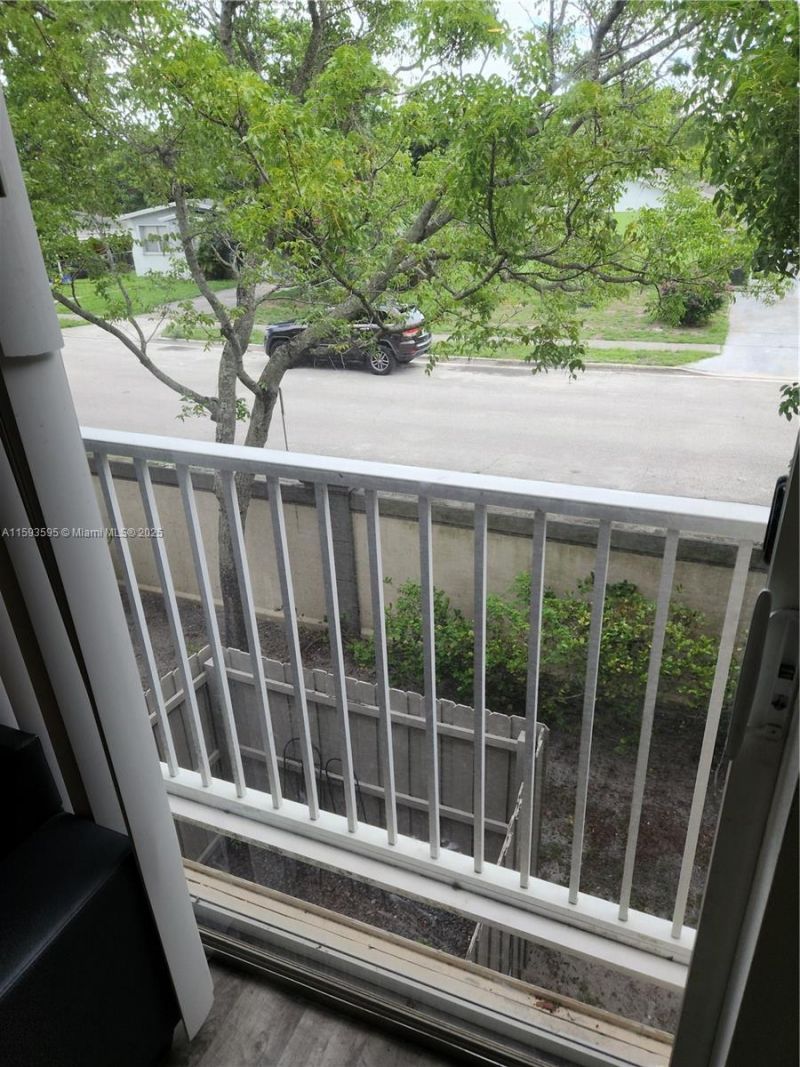 1945 Marsh Harbor Dr, Unit 1945, Riviera Beach, FL 33404 Photo