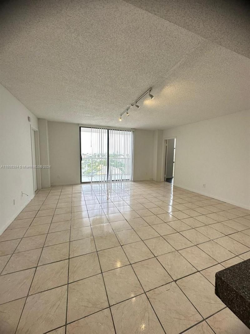 13499 Biscayne Blvd, Unit 1209, North Miami, FL 33181 Photo