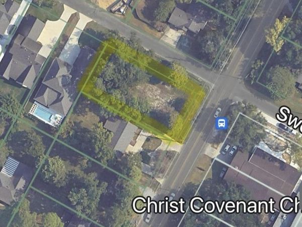 1745 Lee Dr, Baton Rouge, LA 70808