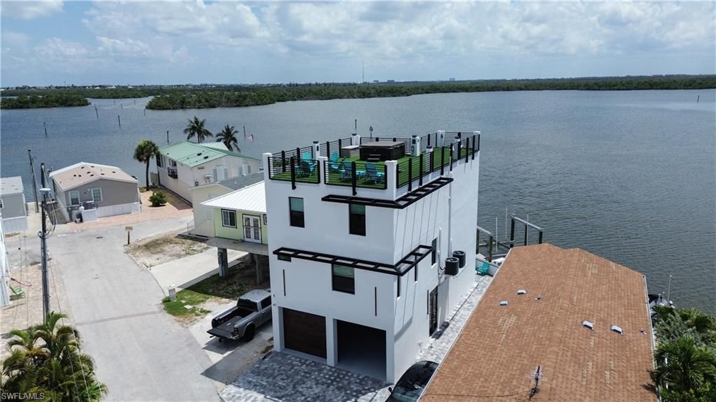 36 Emily Ln, Fort Myers Beach, FL 33931 Photo