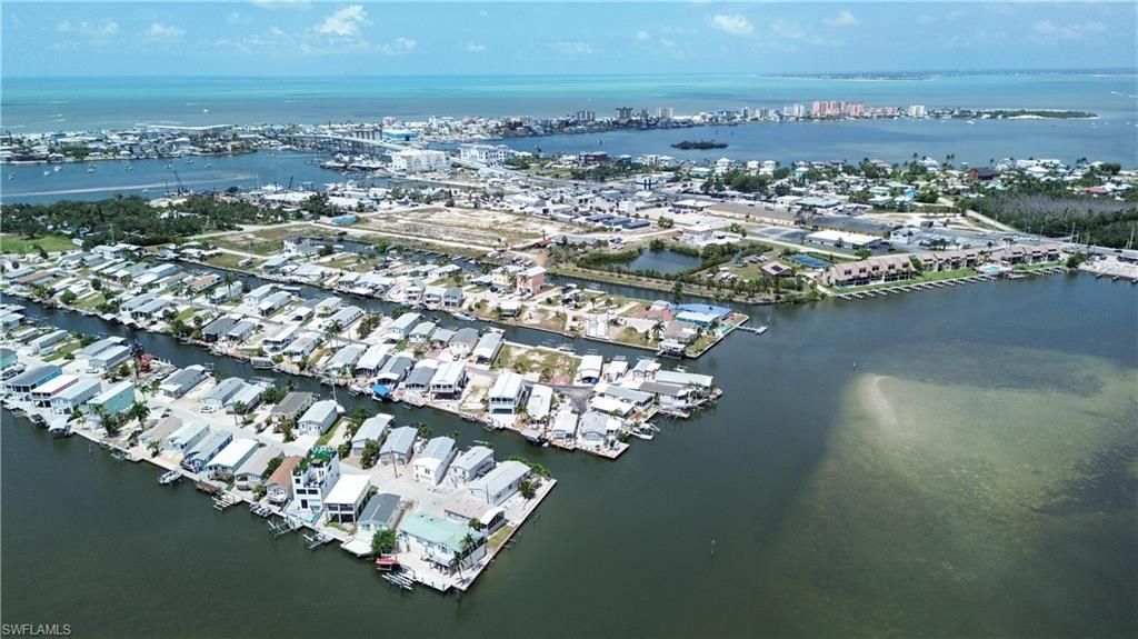 36 Emily Ln, Fort Myers Beach, FL 33931 Photo