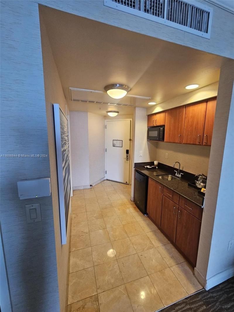 18001 Collins Ave, Unit 2610, Sunny Isles Beach, FL 33160 Photo