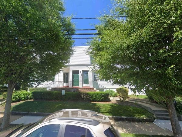 494 S Ocean Ave, Unit 1H, Freeport, NY 11520