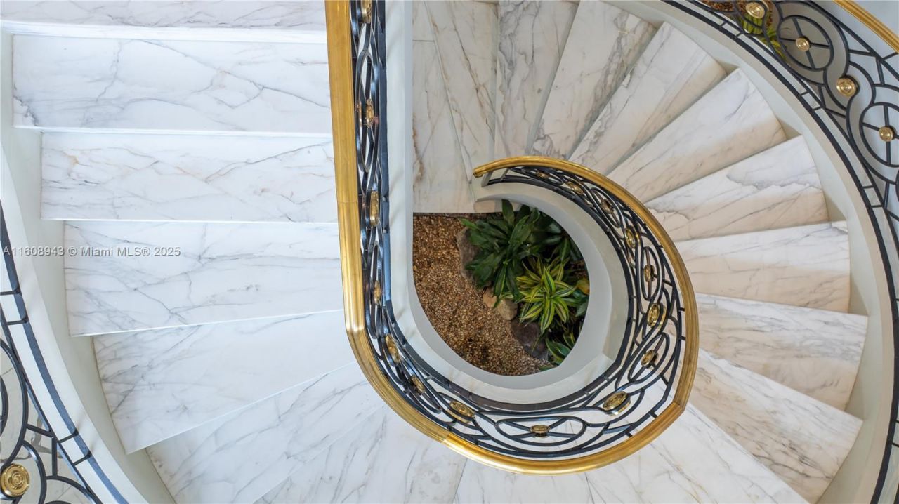 241 Cape Florida Dr, Key Biscayne, FL 33149 Photo