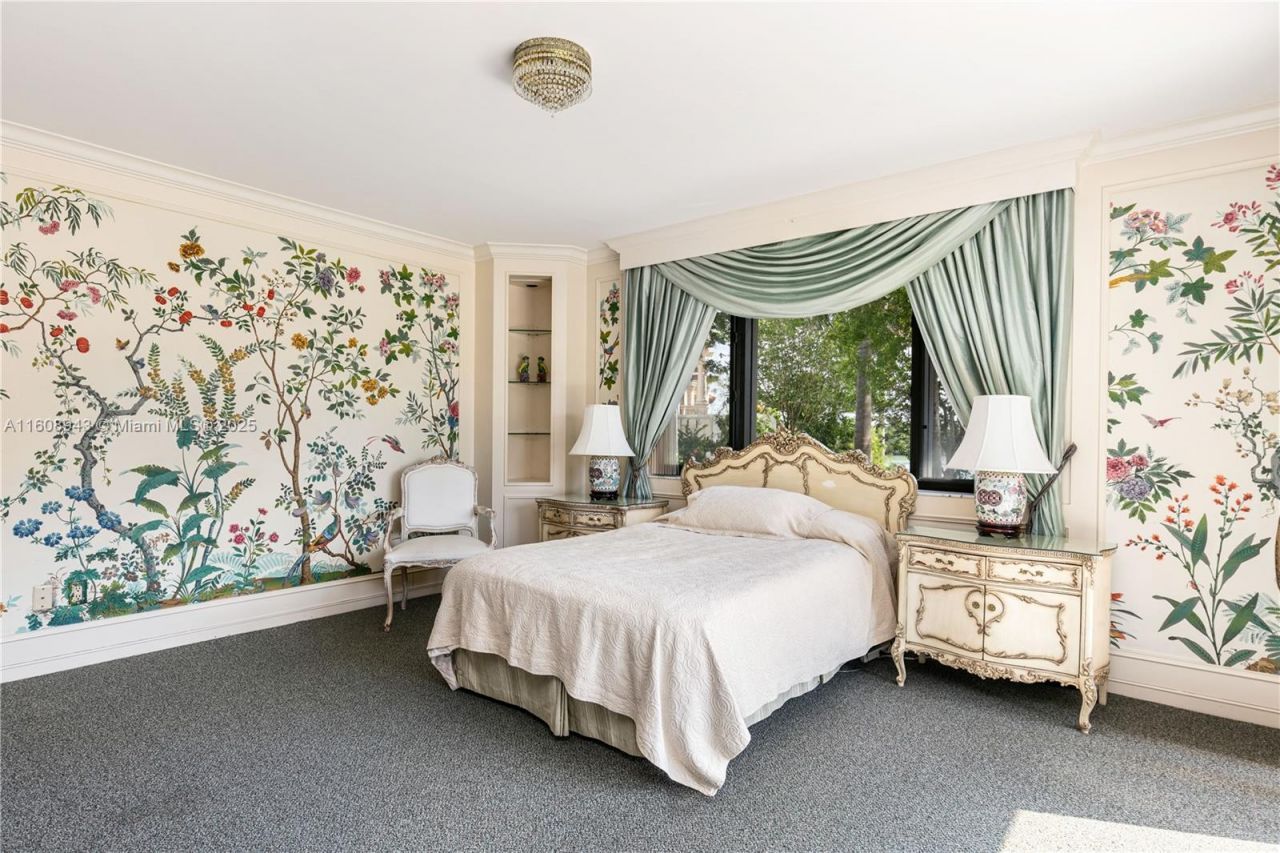 241 Cape Florida Dr, Key Biscayne, FL 33149 Photo