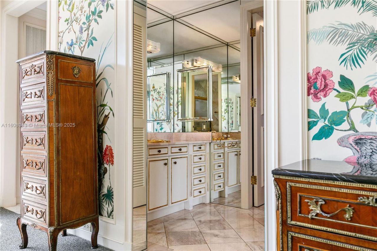 241 Cape Florida Dr, Key Biscayne, FL 33149 Photo