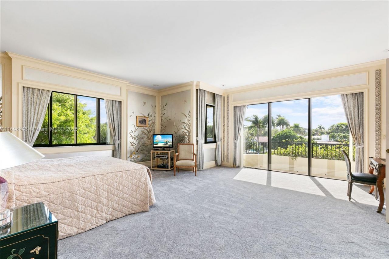 241 Cape Florida Dr, Key Biscayne, FL 33149 Photo