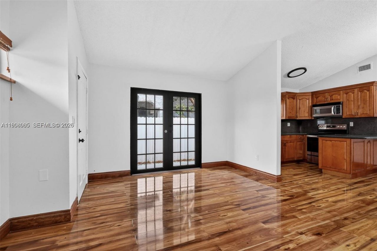 1632 SW 19th Ter, Miami, FL 33145 Photo