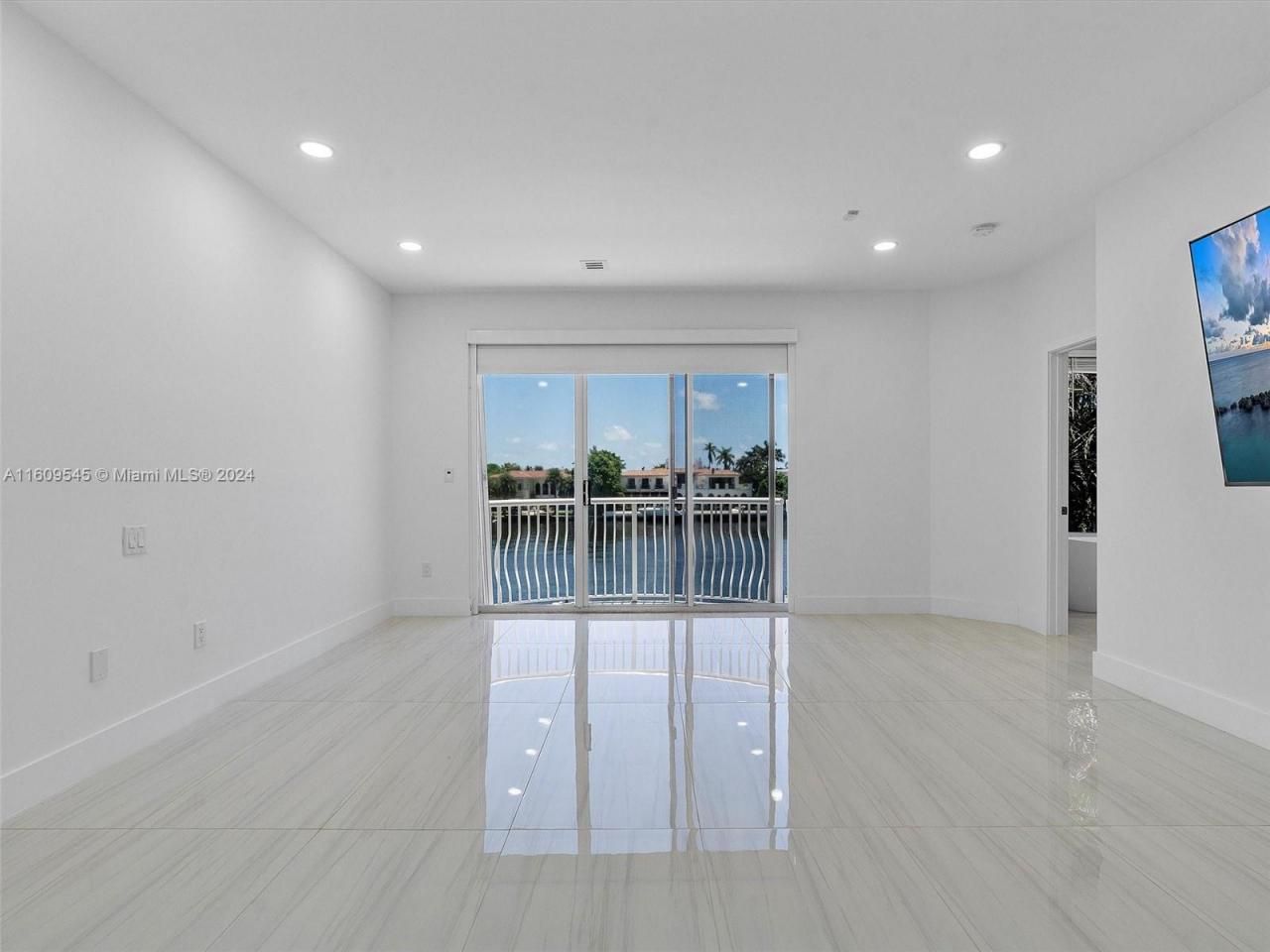 21301 NE 38th Ave, Unit 58, Aventura, FL 33180 Photo
