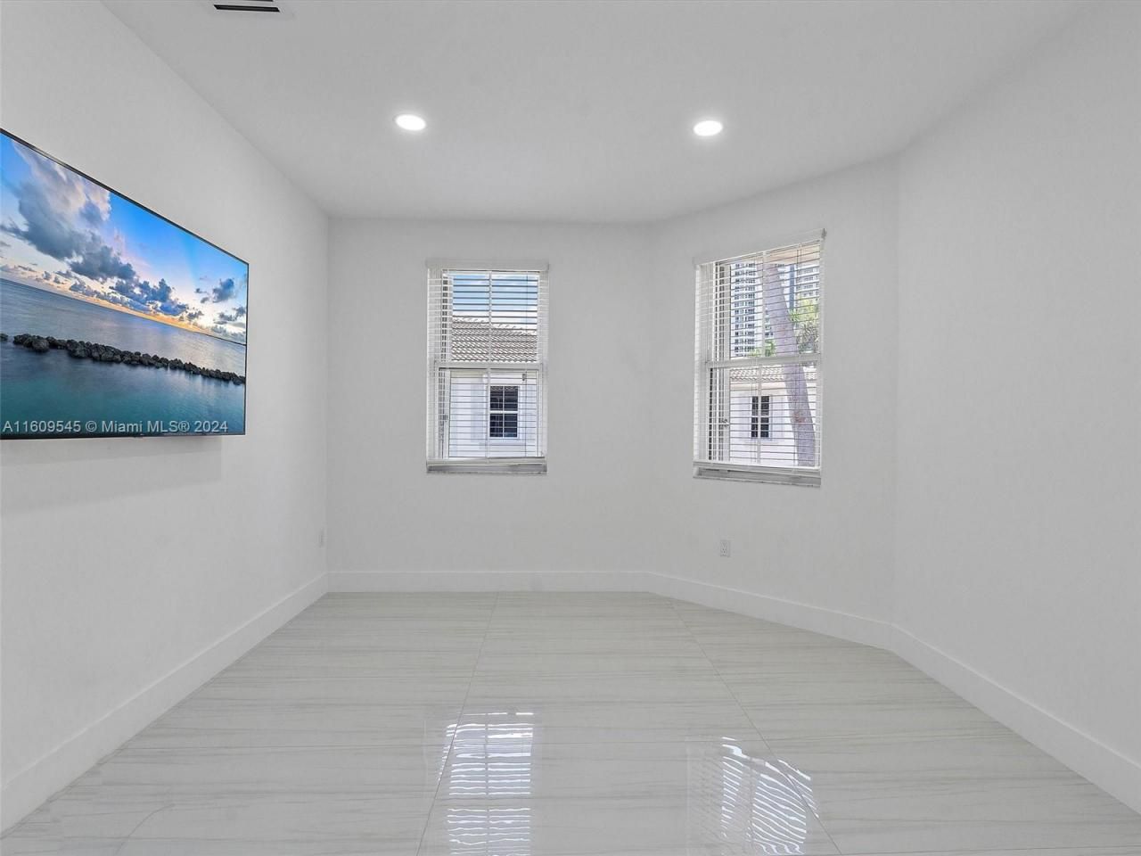 21301 NE 38th Ave, Unit 58, Aventura, FL 33180 Photo