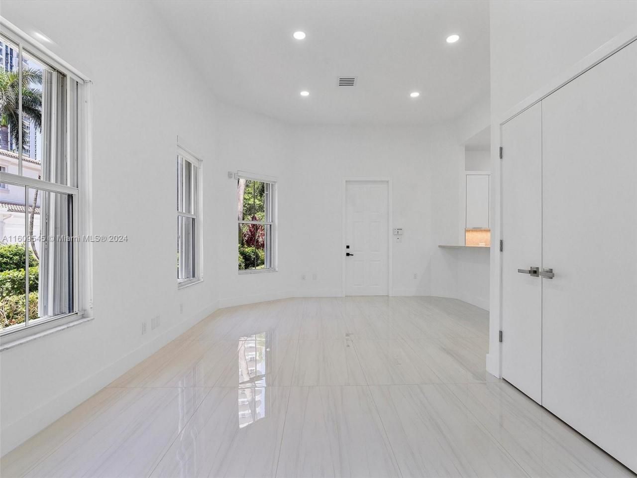 21301 NE 38th Ave, Unit 58, Aventura, FL 33180 Photo