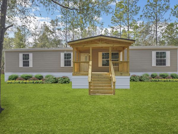 163 Gregory Dean Lane, DeFuniak Springs, FL 32433