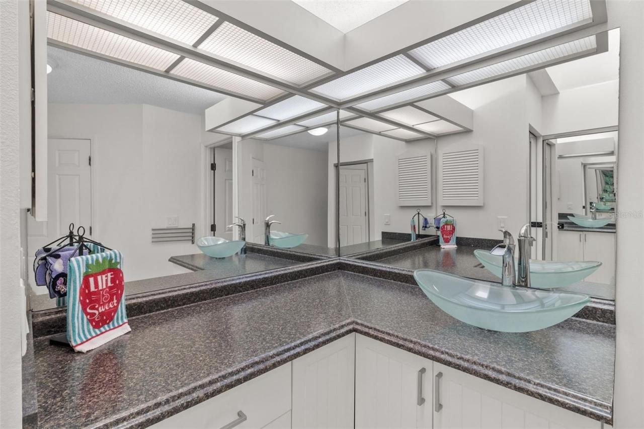 235 Southampton Lane, Unit 276, Venice, FL 34293 Photo