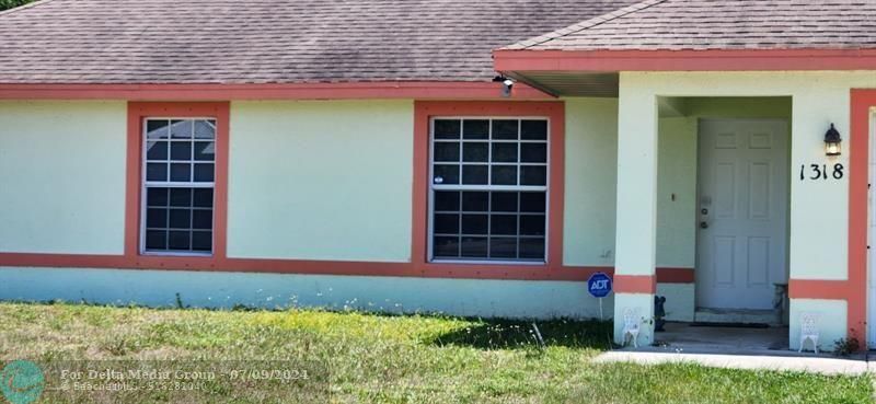 1318 SW Kapok Ave, Port Saint Lucie, FL 34953 Photo