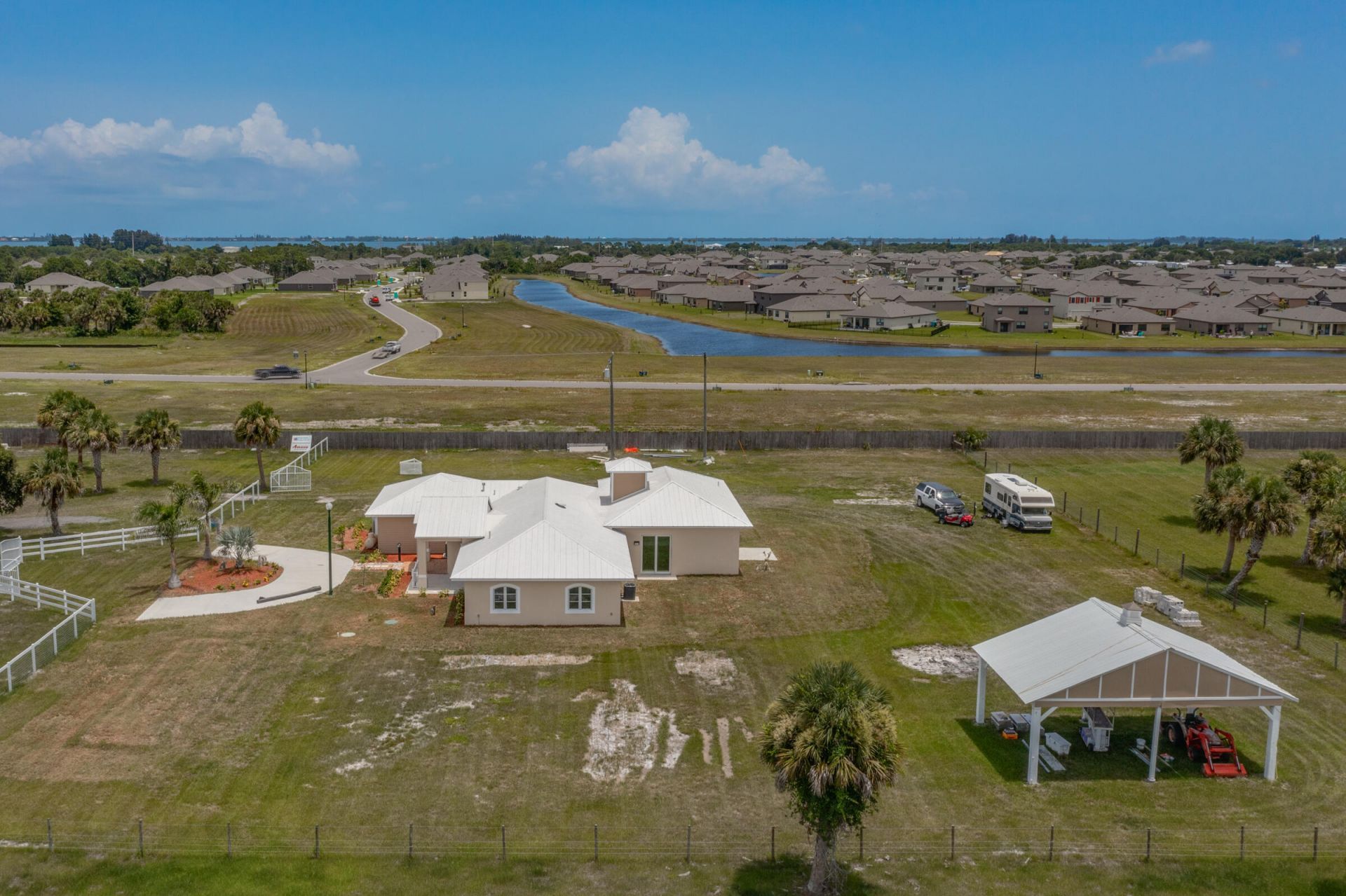 4715 Blossom Ridge Place, Grant, FL 32949 Photo