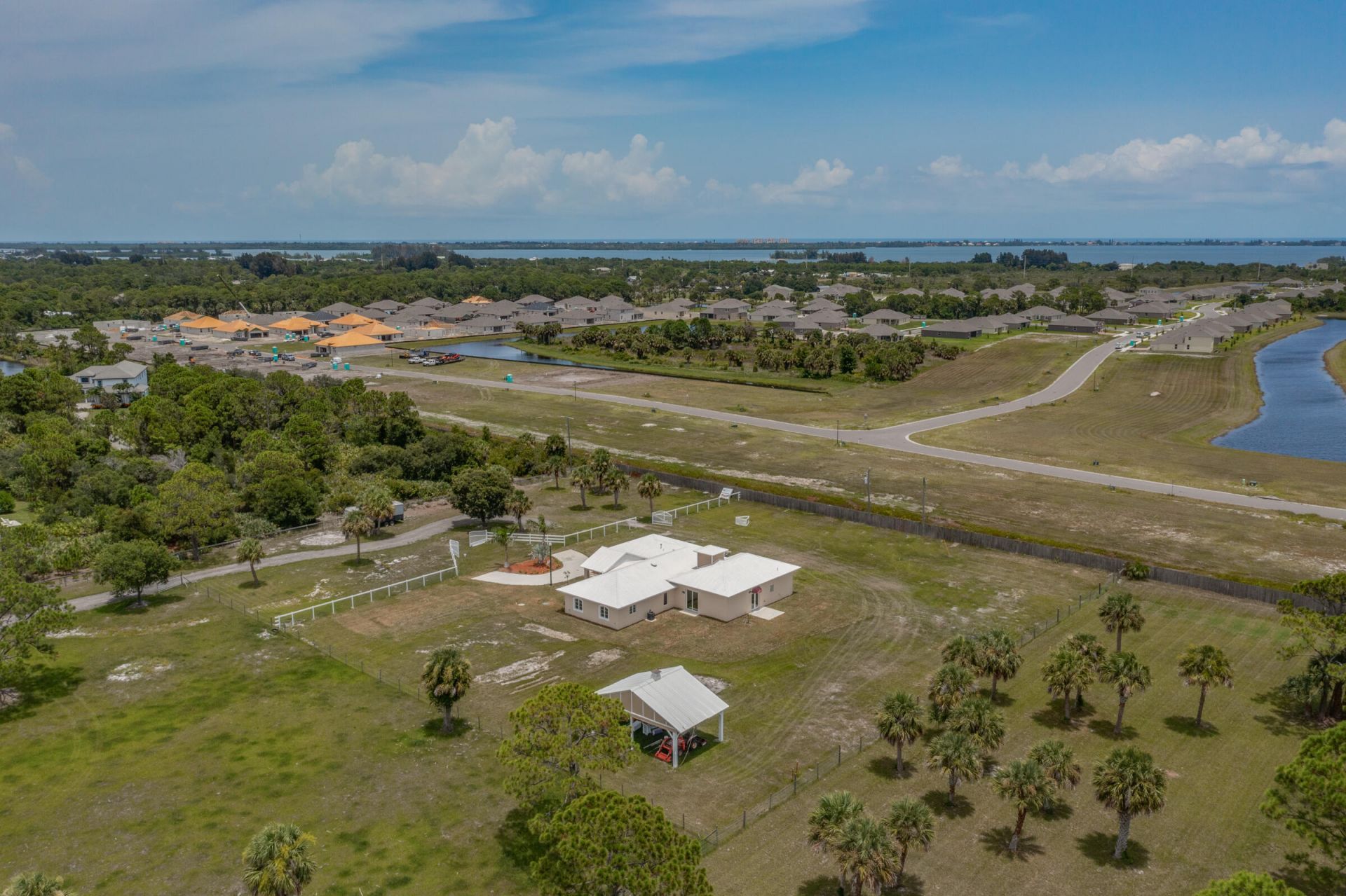 4715 Blossom Ridge Place, Grant, FL 32949 Photo