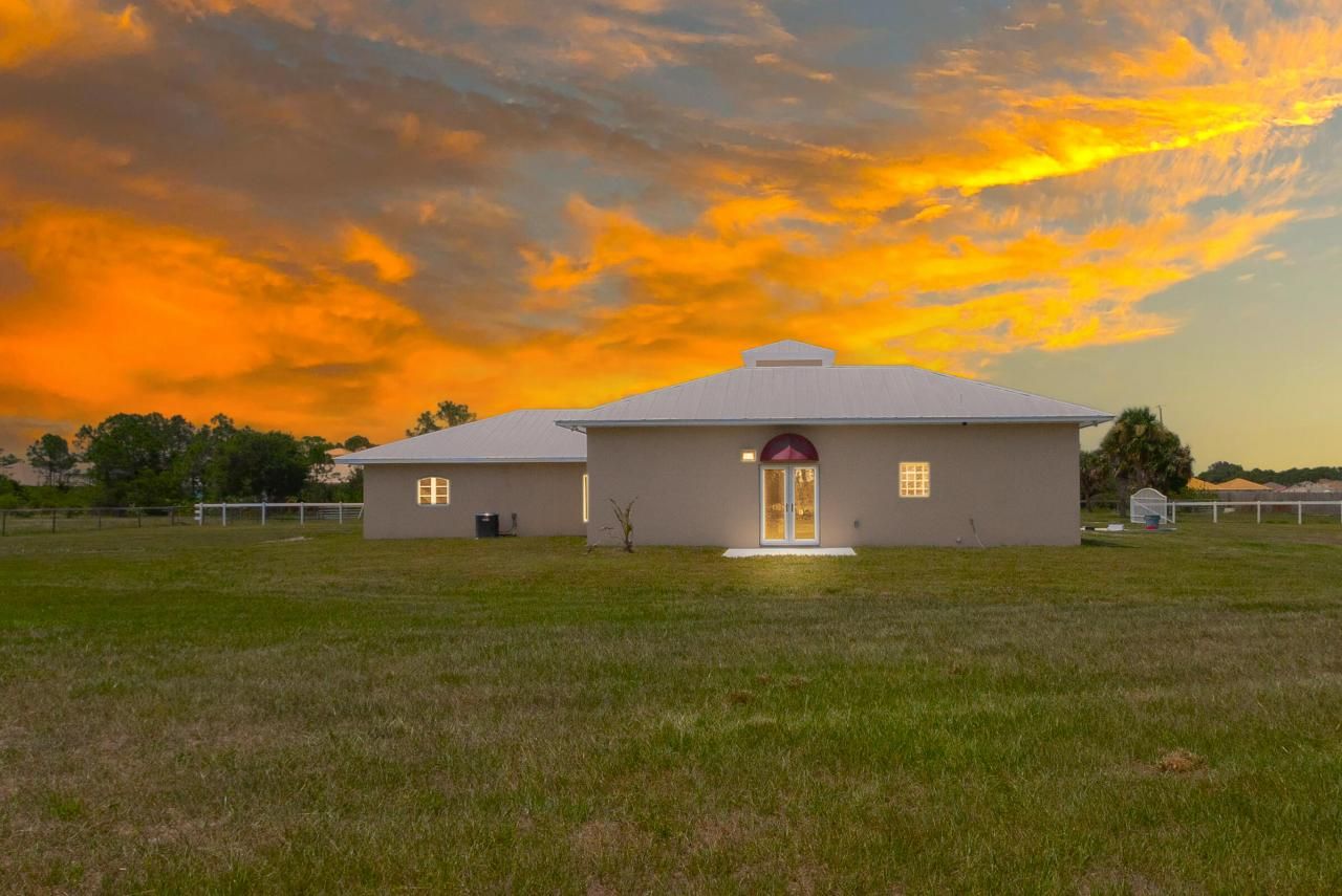 4715 Blossom Ridge Place, Grant, FL 32949 Photo