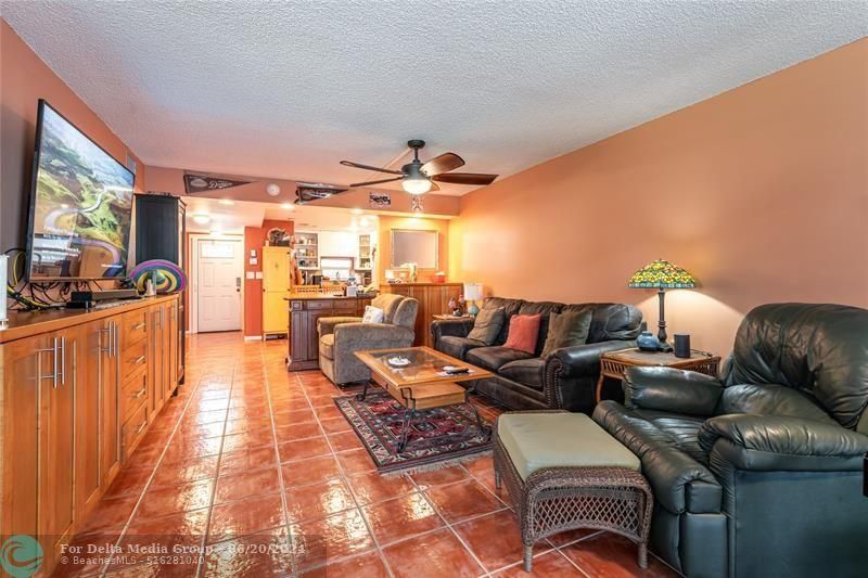 820 S Hollybrook Drive, Unit 101, Pembroke Pines, FL 33025 Photo
