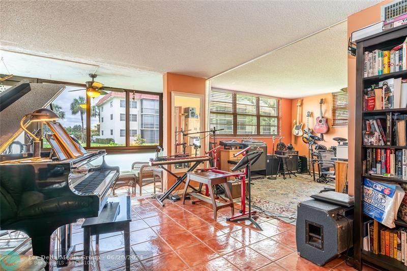 820 S Hollybrook Drive, Unit 101, Pembroke Pines, FL 33025 Photo