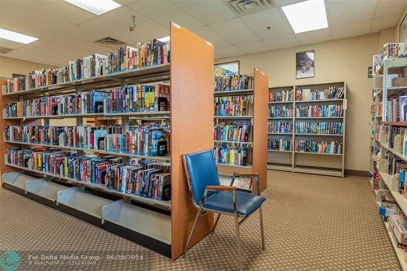 820 S Hollybrook Drive, Unit 101, Pembroke Pines, FL 33025 Photo