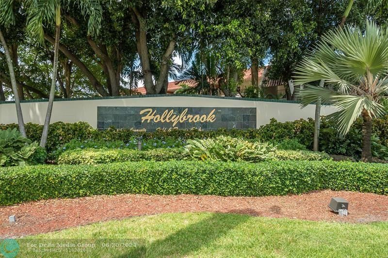 820 S Hollybrook Drive, Unit 101, Pembroke Pines, FL 33025 Photo