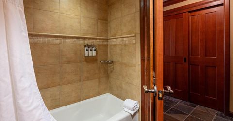 400 Resort Road, Olympic Valley, CA 96146 Photo