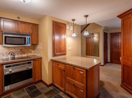 400 Resort Road, Olympic Valley, CA 96146 Photo