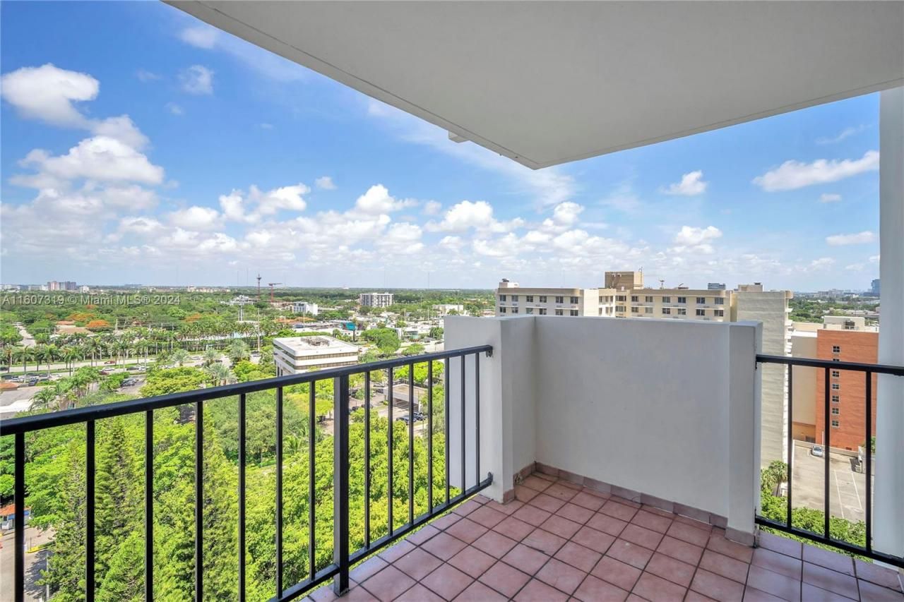 2780 NE 183rd St, Unit 1601, Aventura, FL 33160 Photo