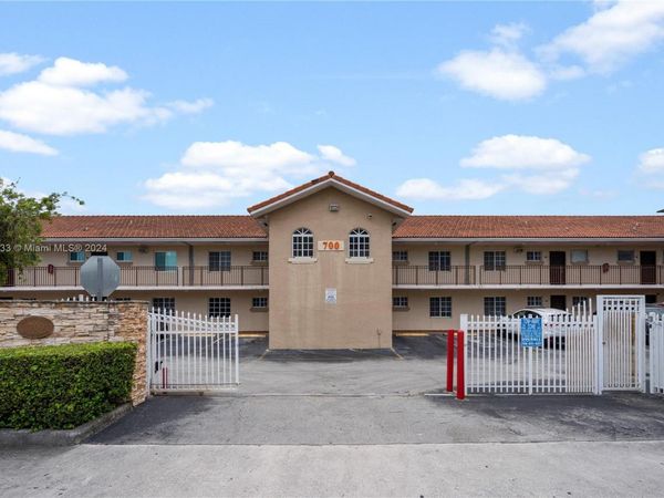 700 SE 9th Ct, Unit 103, Hialeah, FL 33010