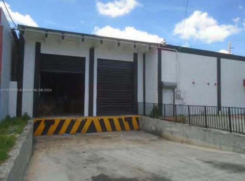 3380 NW 69th St, Miami, FL 33147 Photo