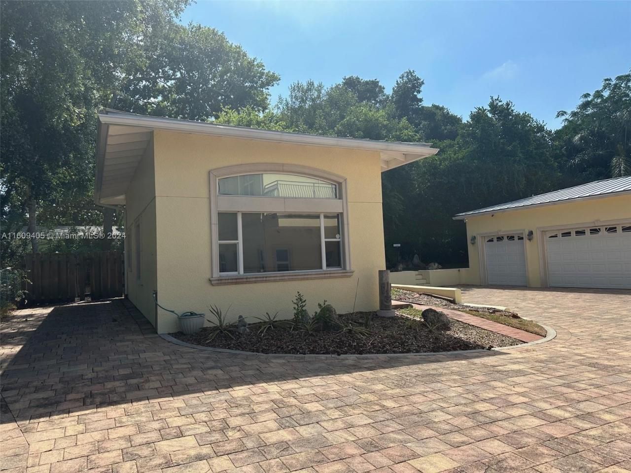 1613 N Indian River Drive, Cocoa, FL 32922 Photo