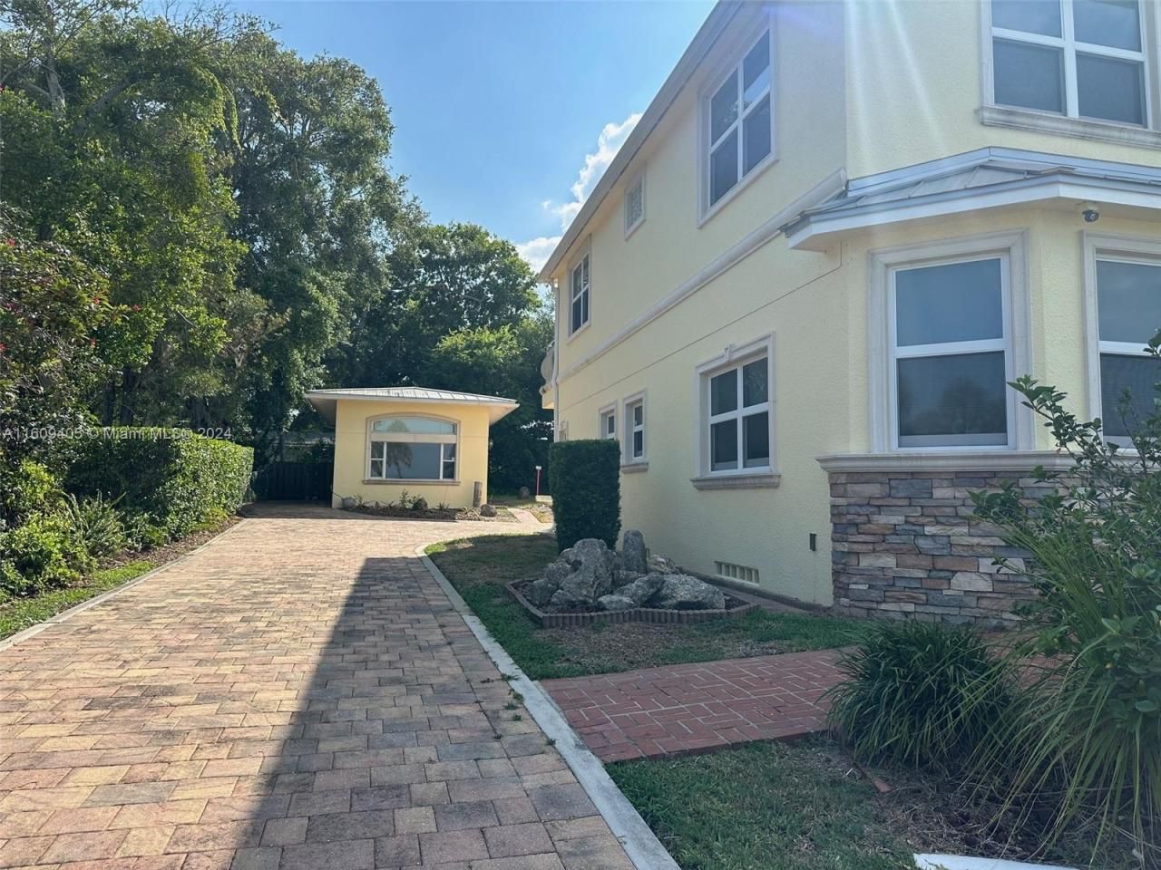 1613 N Indian River Drive, Cocoa, FL 32922 Photo