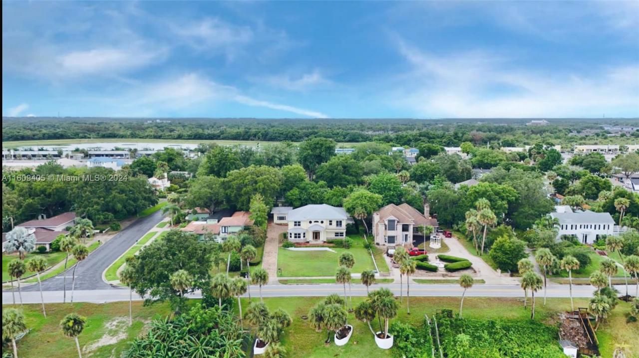 1613 N Indian River Drive, Cocoa, FL 32922 Photo