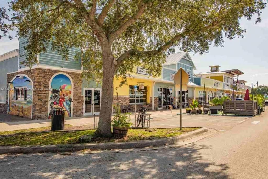 1613 N Indian River Drive, Cocoa, FL 32922 Photo