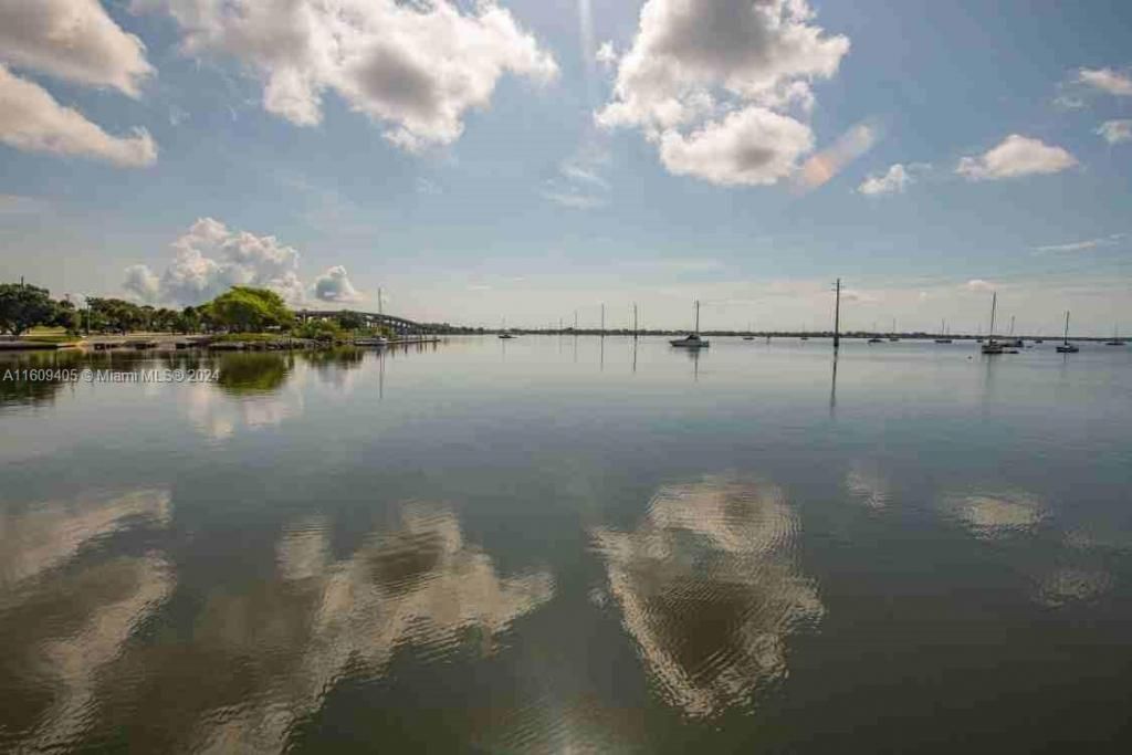 1613 N Indian River Drive, Cocoa, FL 32922 Photo