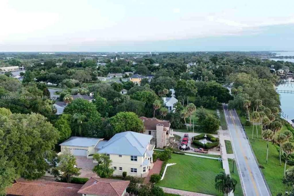 1613 N Indian River Drive, Cocoa, FL 32922 Photo