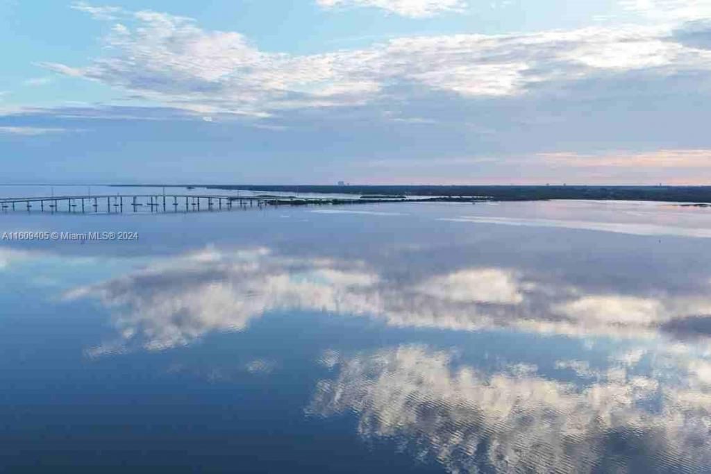 1613 N Indian River Drive, Cocoa, FL 32922 Photo