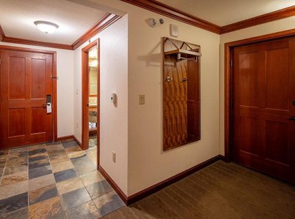 400 Resort Road, Olympic Valley, CA 96146 Photo