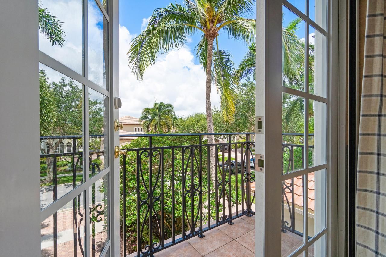17952 Villa Club Way, Boca Raton, FL 33496 Photo
