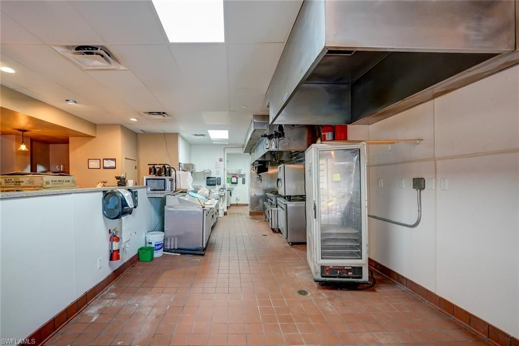 17455 Summerlin Rd, Fort Myers, FL 33908 Photo