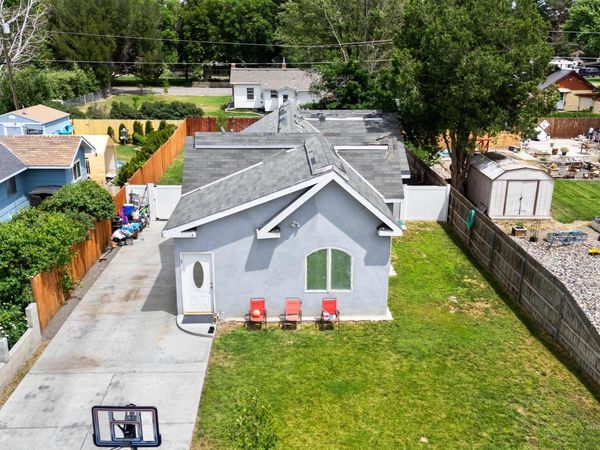 726 Wyoming St, Gooding, ID 83330