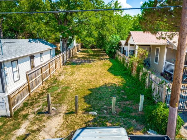 216 SHERMAN, San Antonio, TX 78202